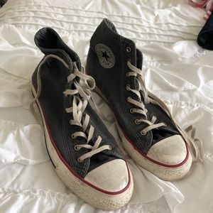 Gray high top converse